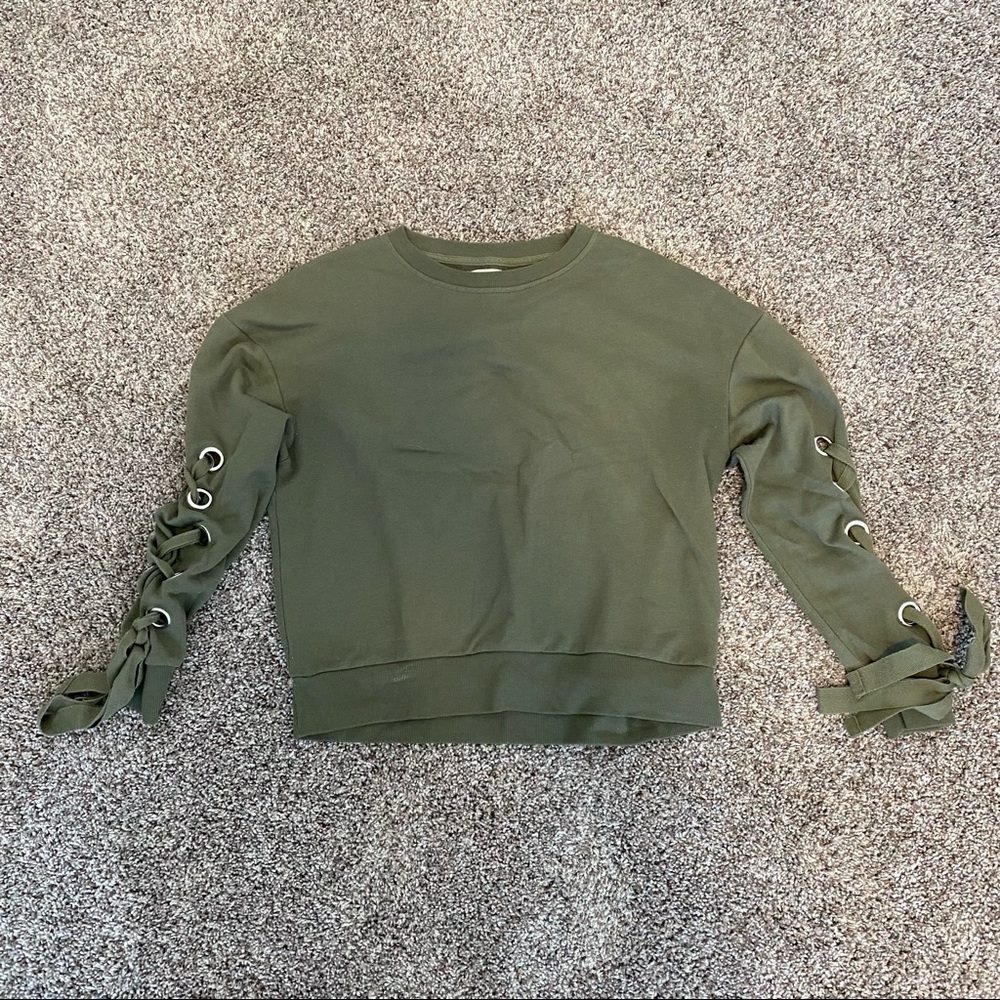 ⚡️3 for $15⚡️green sweatshirt